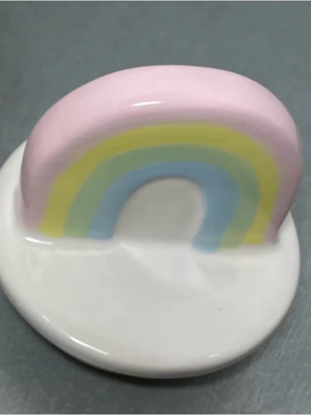 NWT Rae Dunn LG ceramic candle w/topper ‘RAINBOW LOVE’ 13.2oz sprinkle donuts